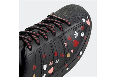 Adidas valentines shoes 2022